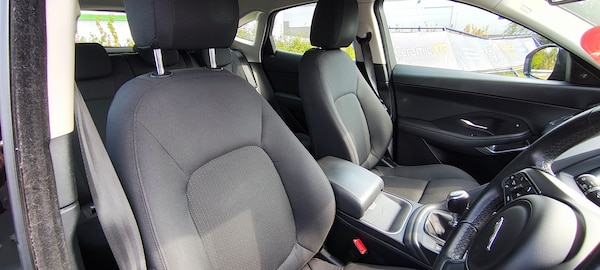 Used Jaguar E-Pace 2019 for sale - 76229360: Photo 11