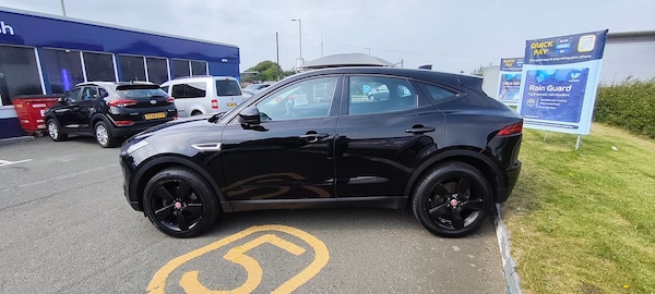 Used Jaguar E-Pace 2019 for sale - 76229360: Photo 2