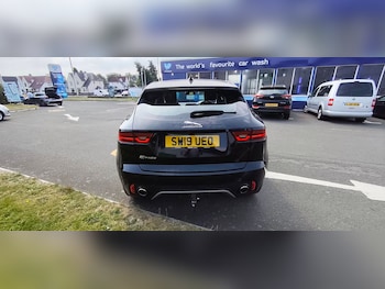 Used Jaguar E-Pace 2019 for sale - 76229360: Photo 4