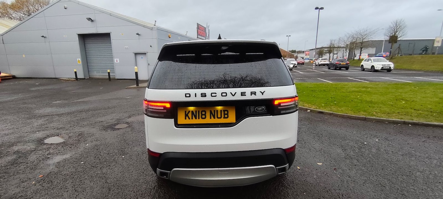Used Land Rover Discovery 2018 for sale - 76731674: Photo 4