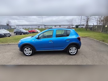 Used Dacia Sandero Stepway 2015 for sale - 78009474: Photo