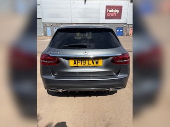 Used Mercedes-Benz C Class 2019 for sale - 79459414: Photo