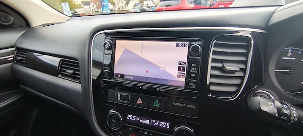 Used Mitsubishi Outlander 2018 for sale - 76203679: Photo 17