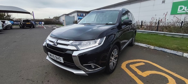 Used Mitsubishi Outlander 2018 for sale - 76203679: Photo 1