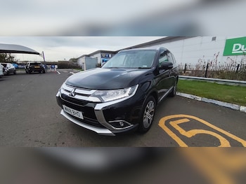 Mitsubishi - Outlander