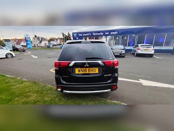 Used Mitsubishi Outlander 2018 for sale - 76203679: Photo 3