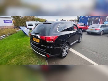 Used Mitsubishi Outlander 2018 for sale - 76203679: Photo 4