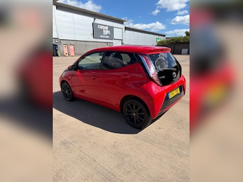 Used Toyota AYGO 2017 for sale - 79432259: Photo