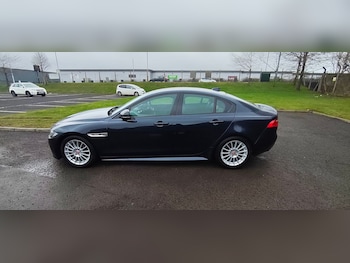 Used Jaguar XE 2019 for sale - 77771410: Photo