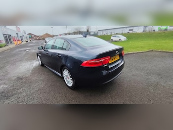 Used Jaguar XE 2019 for sale - 77771410: Photo