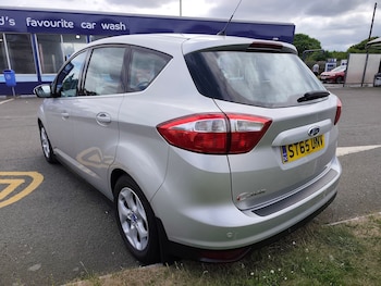 Used Ford C-Max 2015 for sale - 75104544: Photo