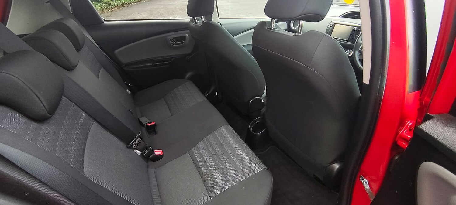 Used Toyota Yaris 2016 for sale - 77855867: Photo 12