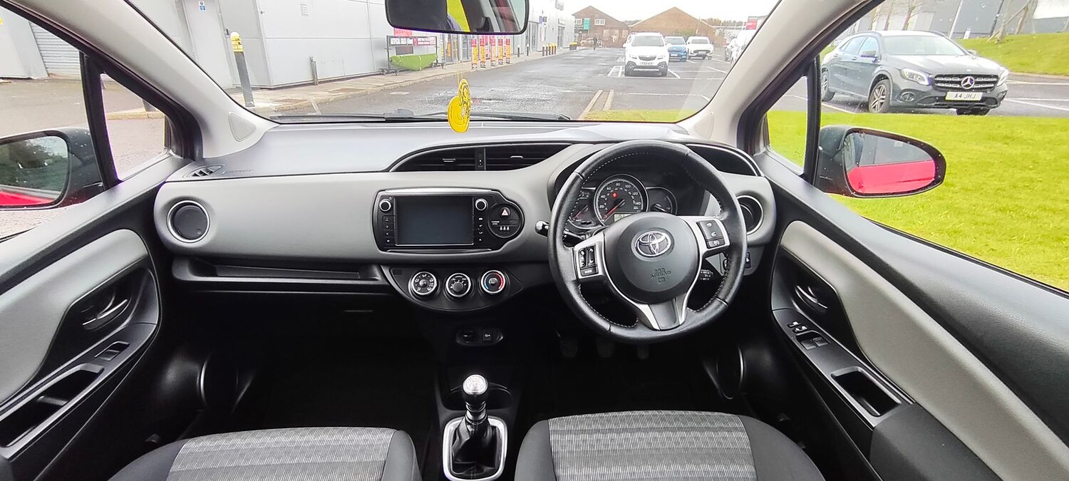 Used Toyota Yaris 2016 for sale - 77855867: Photo 14