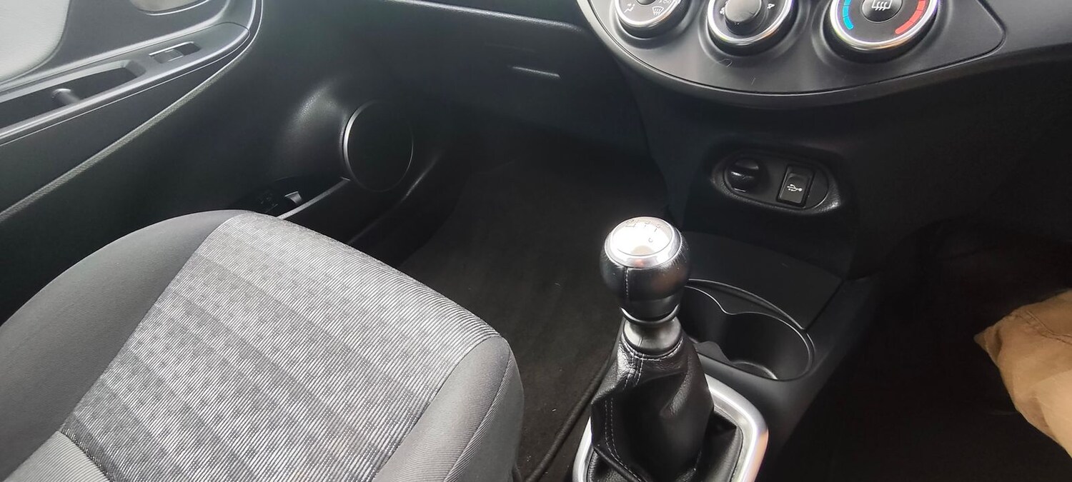 Used Toyota Yaris 2016 for sale - 77855867: Photo 19