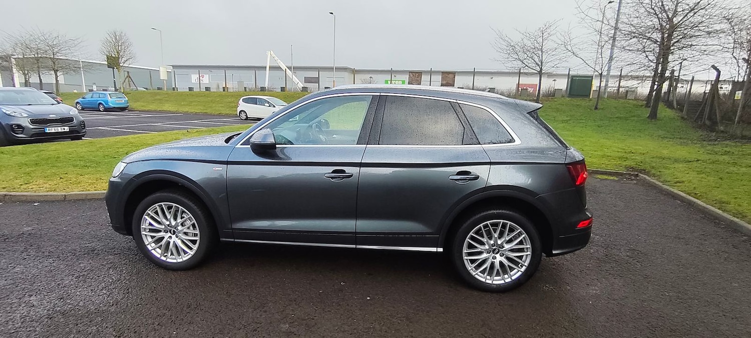 Used Audi Q5 2017 for sale - 77269437: Photo 2