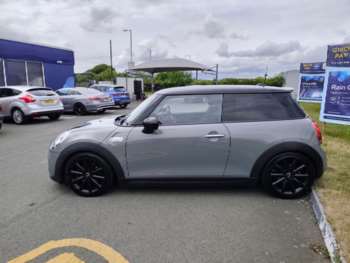 Used MINI Hatch 2018 for sale - 74852899: Photo