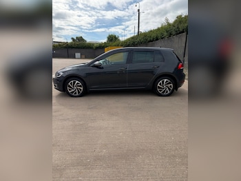 Used Volkswagen Golf 2019 for sale - 79019887: Photo
