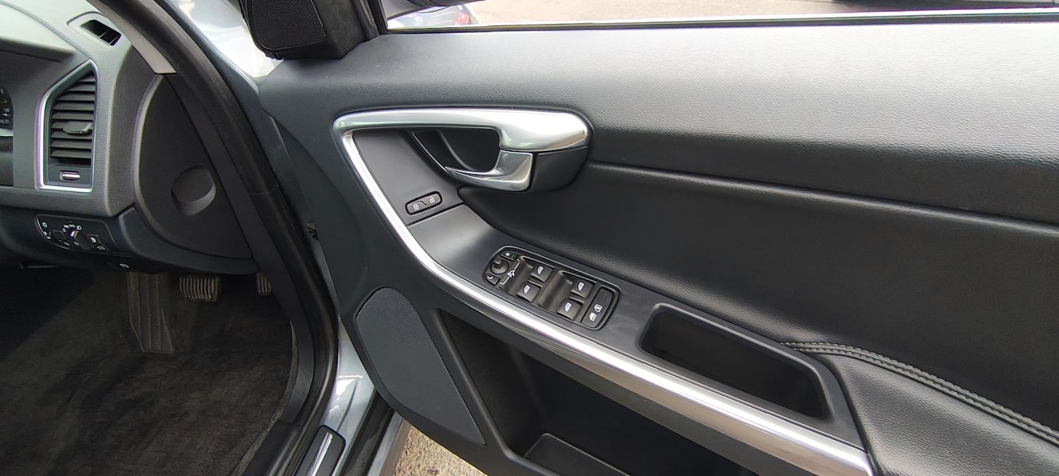 Used Volvo XC60 2016 for sale - 76203661: Photo 10