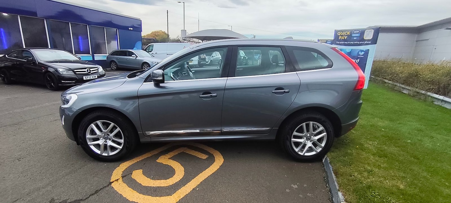 Used Volvo XC60 2016 for sale - 76203661: Photo 2