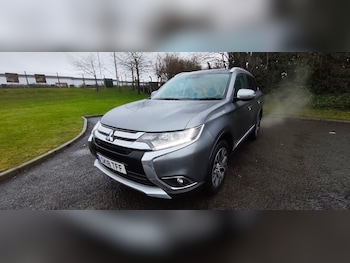 Mitsubishi Outlander feature image