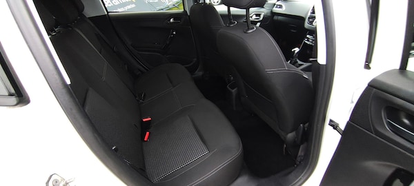 Used Peugeot 208 2019 for sale - 76261741: Photo 12