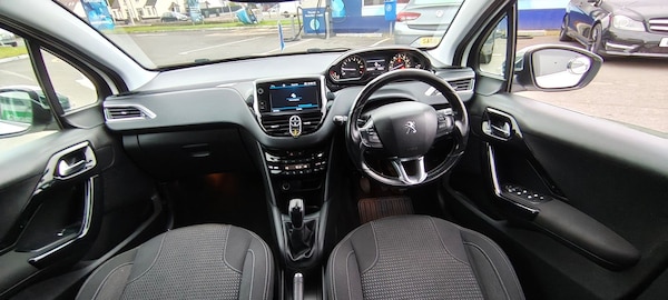 Used Peugeot 208 2019 for sale - 76261741: Photo 14