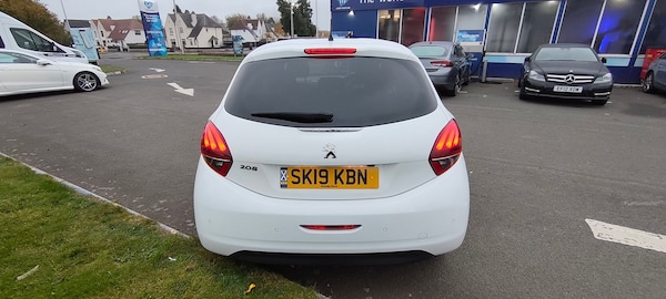 Used Peugeot 208 2019 for sale - 76261741: Photo 4