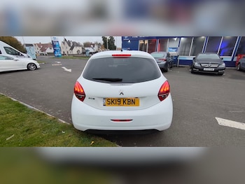 Used Peugeot 208 2019 for sale - 76261741: Photo