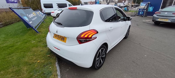 Used Peugeot 208 2019 for sale - 76261741: Photo 5