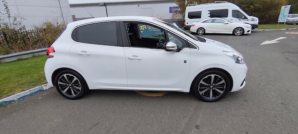 Used Peugeot 208 2019 for sale - 76261741: Photo 6