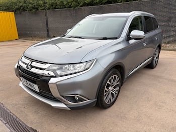Used Mitsubishi Outlander 2016 for sale - 79733974: Photo
