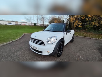 2012 - 1.6L One SUV 5dr Petrol Manual Euro 5 (98 bhp)