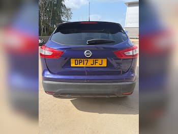 Used Nissan Qashqai 2017 for sale - 79559500: Photo