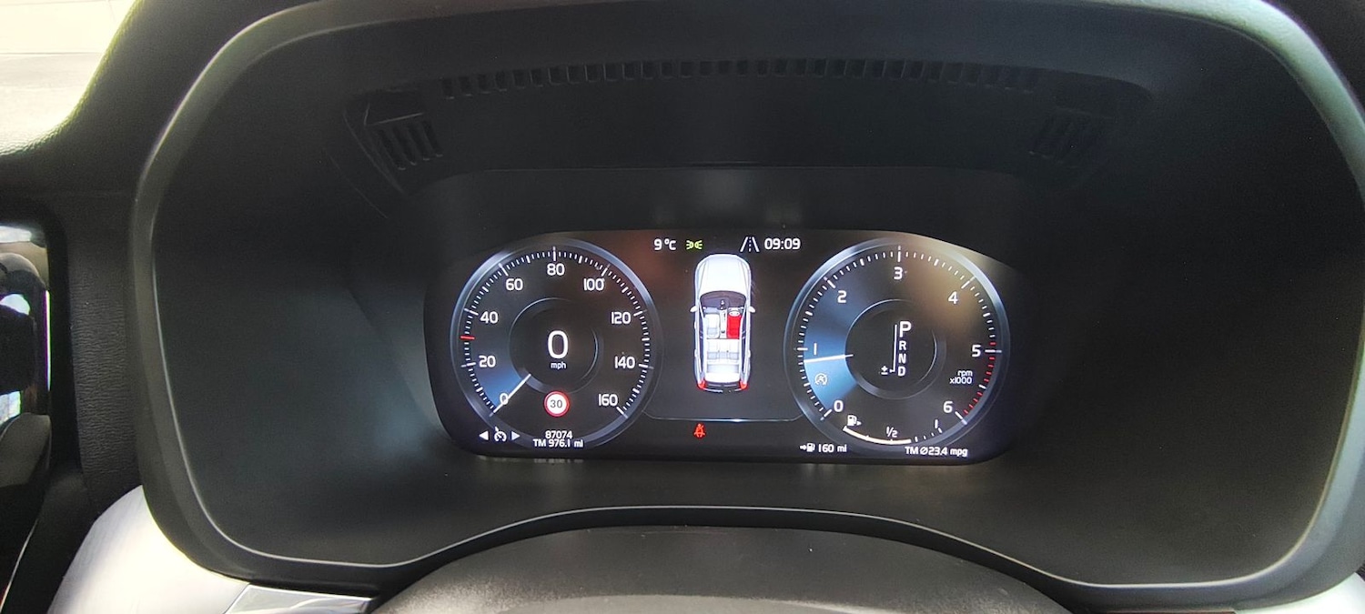 Used Volvo XC60 2018 for sale - 76389984: Photo 17