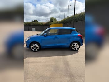 Used Suzuki Swift 2018 for sale - 79684706: Photo