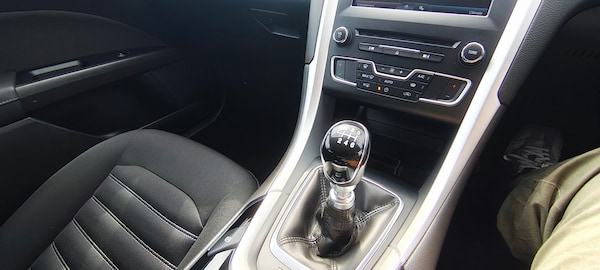 Used Ford Mondeo 2017 for sale - 75495429: Photo 17