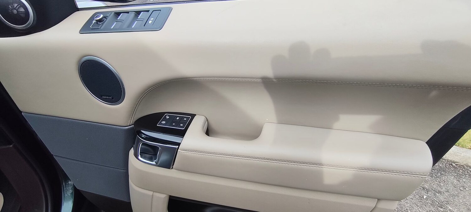 Used Land Rover Range Rover Sport 2015 for sale - 77894063: Photo 10