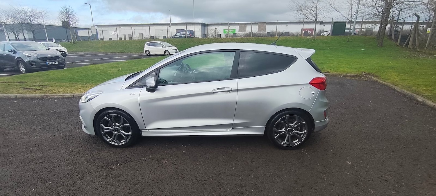 Used Ford Fiesta 2018 for sale - 77588667: Photo 2