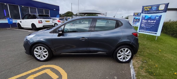 Used Renault Clio 2017 for sale - 75495433: Photo 2