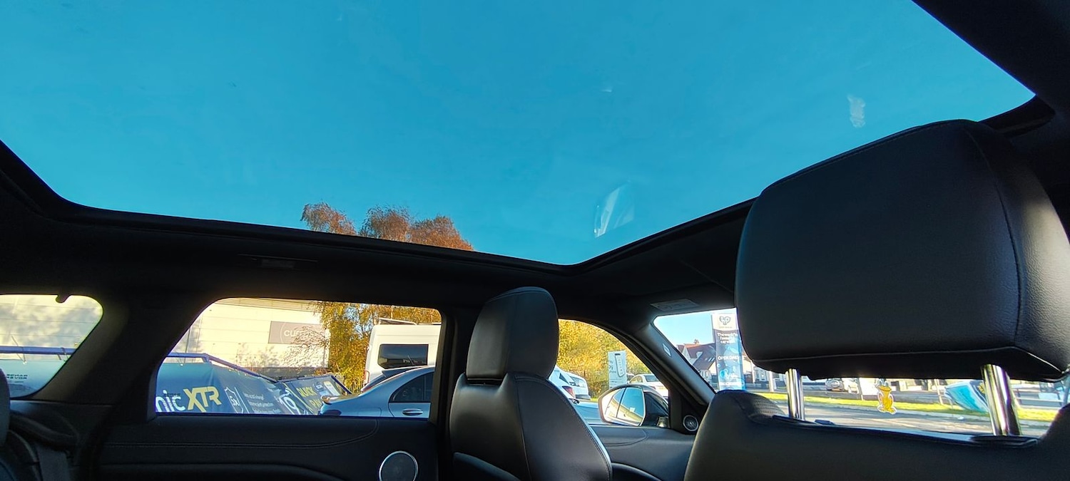 Used Land Rover Range Rover Evoque 2018 for sale - 76400583: Photo 15