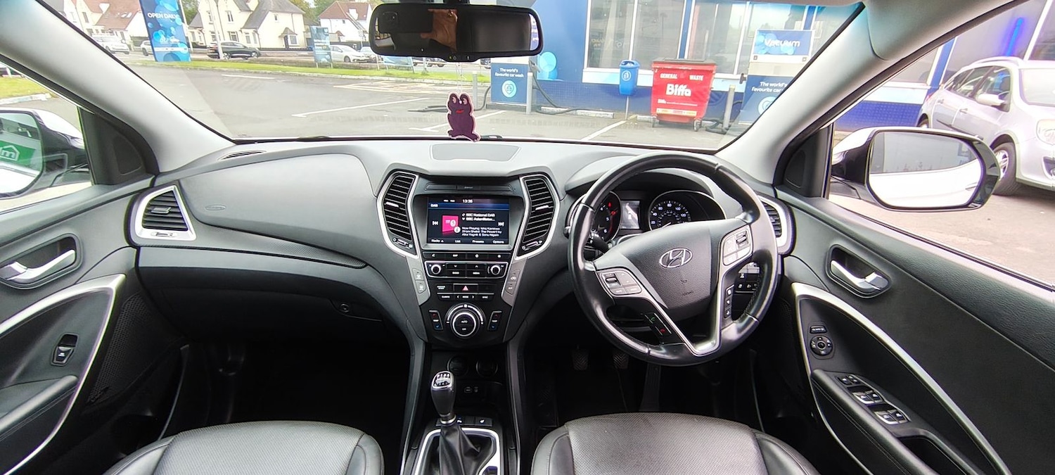 Used Hyundai Santa Fe 2018 for sale - 76022025: Photo 14
