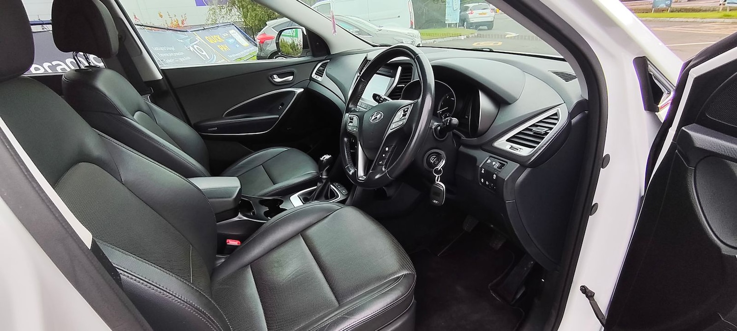 Used Hyundai Santa Fe 2018 for sale - 76022025: Photo 9
