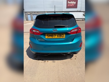 Used Ford Fiesta 2017 for sale - 79207349: Photo