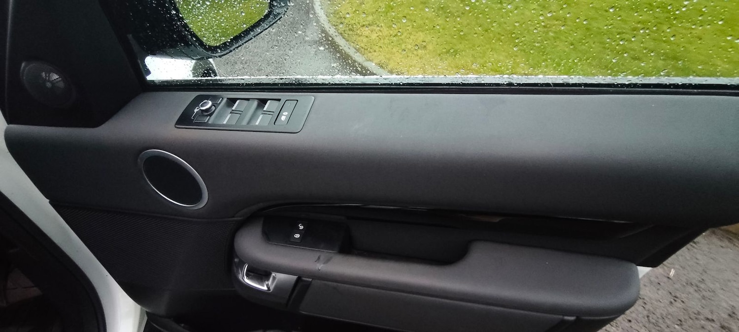 Used Land Rover Discovery 2018 for sale - 77389135: Photo 10