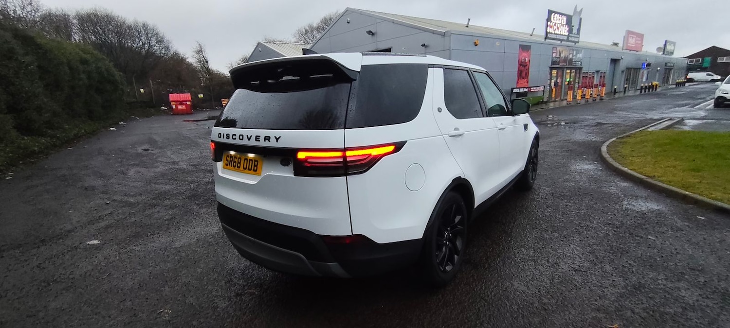 Used Land Rover Discovery 2018 for sale - 77389135: Photo 5
