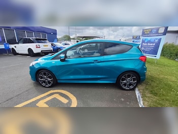 Used Ford Fiesta 2017 for sale - 75372948: Photo