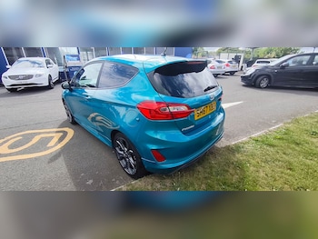 Used Ford Fiesta 2017 for sale - 75372948: Photo