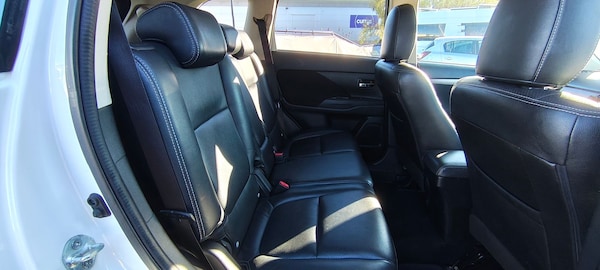 Used Mitsubishi Outlander 2016 for sale - 76203672: Photo 13