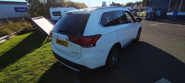 Used Mitsubishi Outlander 2016 for sale - 76203672: Photo 5