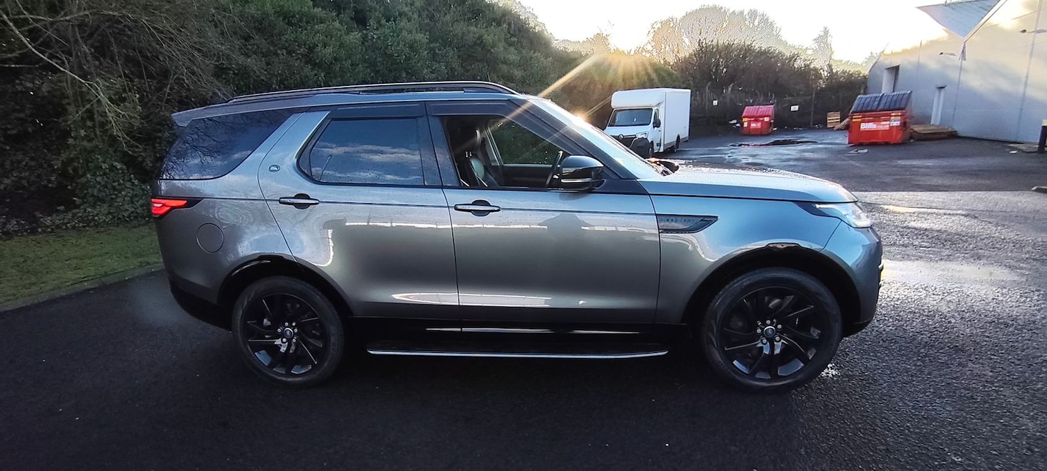 Used Land Rover Discovery 2017 for sale - 77183335: Photo 6